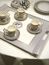 bandejas-y-juegos-de-cafe-estilo-neoclasico