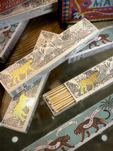 Cheetah in White Jungle Long Matchbox - 45 pieces