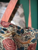 Delantal 'Rose' - William Morris