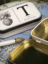 cajita-de-hojalata-t-is-for-tropical-de-alice-scott