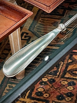 Calzador Plateado Largo 'Flor de Lys'