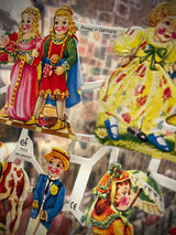 Hoja Cromos Alemanes 'Niños y Disfraces'