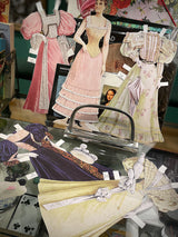 Kit Muñeca y Vestidos Recortables 'Miss Sophie'