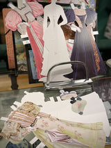 Kit Muñeca y Vestidos Recortables 'Miss Sophie'