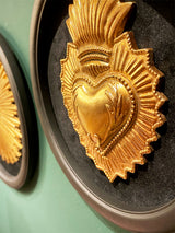 corazon-dorado-ex-voto-en-plafon-redondo