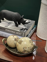 decoracion-con-figuras-de-rinocerontes