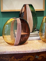 decoracion-con-jarrones-de-cristal-en-forma-de-esferas