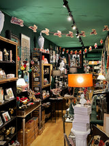 decorar-con-guirnaldas-de-navidad-con-trineo-y-renos