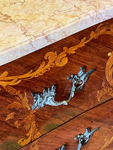 detalle-cajon-de-comoda-antigua