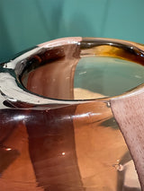 detalle-de-cerca-jarron-decorativo-de-cristal-estilo-murano