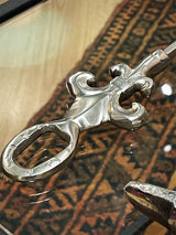 Calzador Plateado Largo 'Flor de Lys'