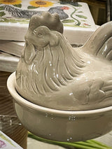 detalles-menaje-original-en-forma-de-gallinas