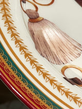 ecuestrian-style-porcelain-dessert-plates