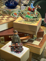 Figura de Lata 'Travelling Man' Estilo Vintage