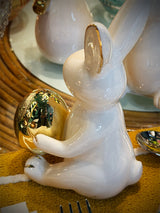 Figura Decorativa 'Conejo Hugo' - Sentado