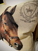 funda-cojin-decorativo-jacquard-caballo-royal-club