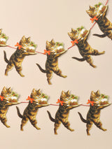 guirnalda-decorativa-de-papel-navidad-con-gatos-y-puddings