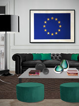 interior-decorado-con-cuadro-comunidad-europea-de-muntadas