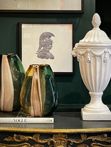 interior-design-decoration-with-murano-style-vases