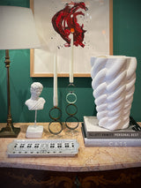 interiores-clasicos-y-modernos-con-jarrones-de-porcelana