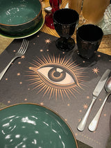 mesa-con-individuales-eye-ex-voto-podevache
