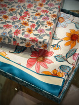 Pañuelo Estampado 'Jardín Secreto' 90x90 cm