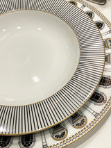 platos-de-porcelana-diseno-blanco-y-negro