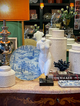 platos-decorativos-en-decoupage-azul-para-decorar