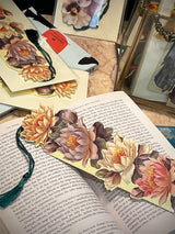 'Water Lilies' Card and Bookmark