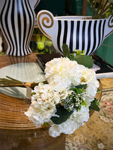 Ramo Decorativo 'Posy' - Dalia, Eucaliptus y Hortensia