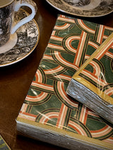 servilletas-estampadas-dibujo-geometrico-verde-botella