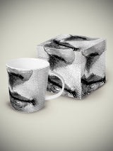 taza-de-porcelana-kiss-de-pabuku-con-caja-de-regalo