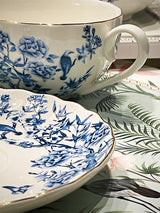 tazas-y-plato-de-te-en-porcelana