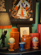 Vasija Pequeña 'Medicis' en Azul Oscuro