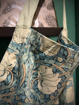 Delantal 'Pimpinella' - William Morris