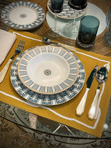 Plato Hondo de Porcelana 'Liberty'