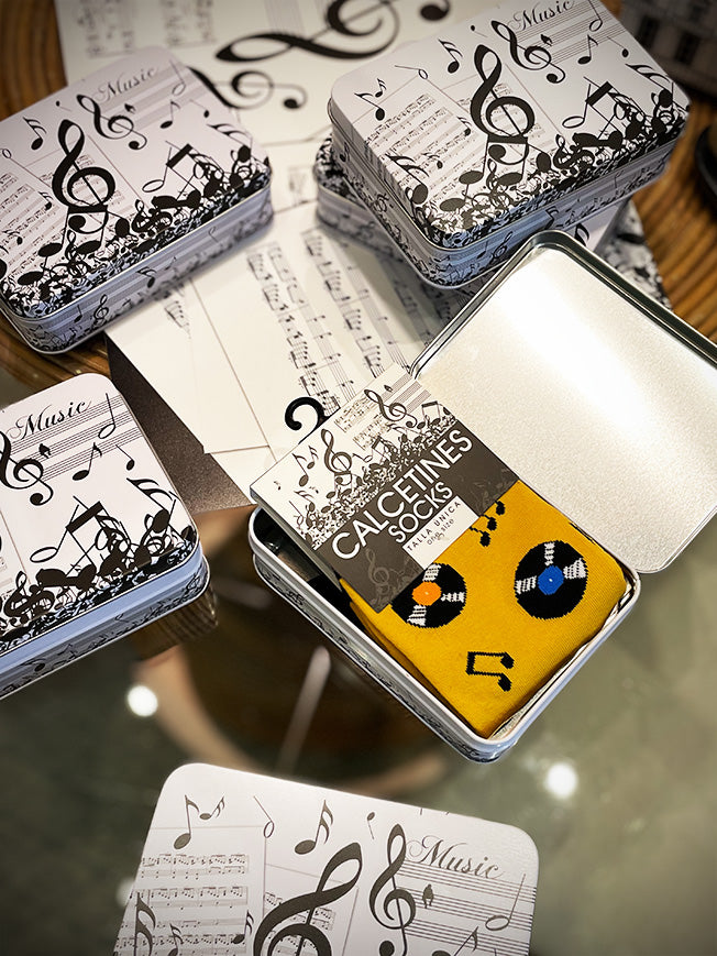 Calcetines en Caja de Lata 'Discos' - Mostaza