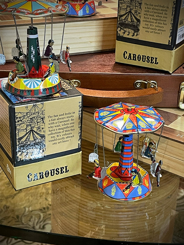 Carrusel de Lata 'Fair III' Estilo Vintage