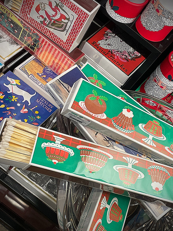 'Christmas Pudding' Long Matchbox - 45 pieces