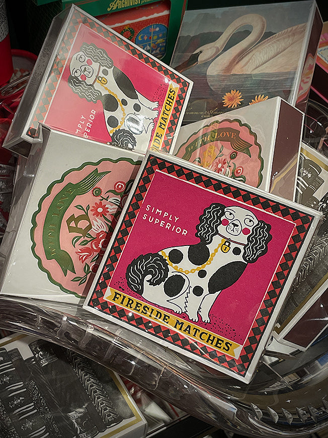 'Staffordshire Figure' Matchbox - 125 pieces