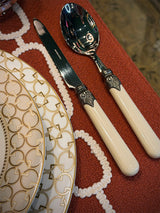 Juego de Cubertería 'Classic Ivory' - 24 Piezas