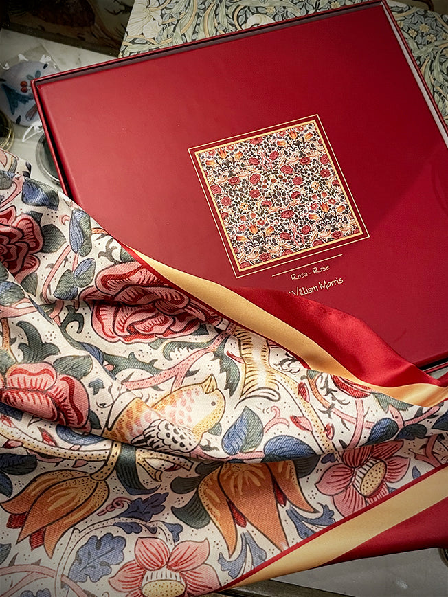 Pañuelo Estampado 'Rose' 90x90 cm - William Morris