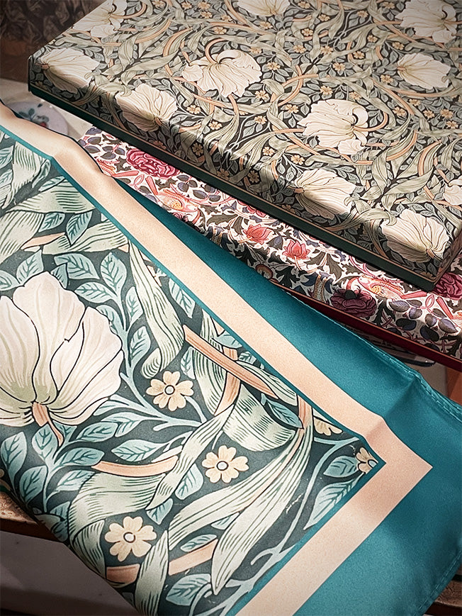 Pañuelo Estampado 'Pimpinella' 90x90 cm - William Morris