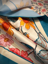 Pañuelo Estampado 'Jardín Secreto' 90x90 cm