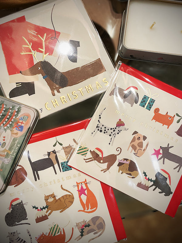 Tarjeta de Navidad 'Festive Dogs' - Caroline Gardner