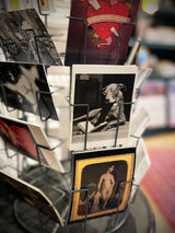 Postal 'Dog Reading' - Autor Desconocido, c. 1925