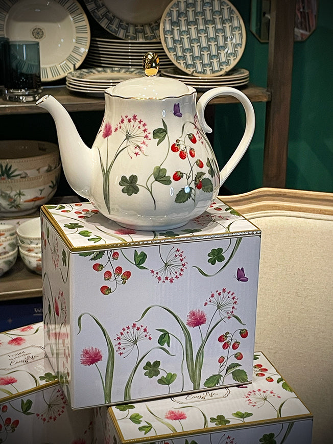 'En Plein Air' Porcelain Teapot - 800 ml