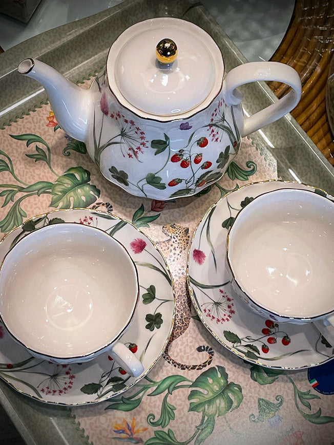 'En Plein Air' Porcelain Teapot - 800 ml