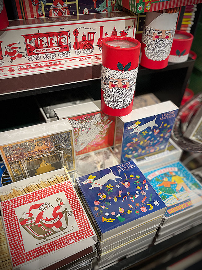 'Festive Dog' Matchbox - 125 pieces