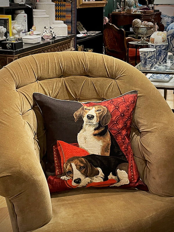 decoracion-con-cojines-con-perros-beagles
